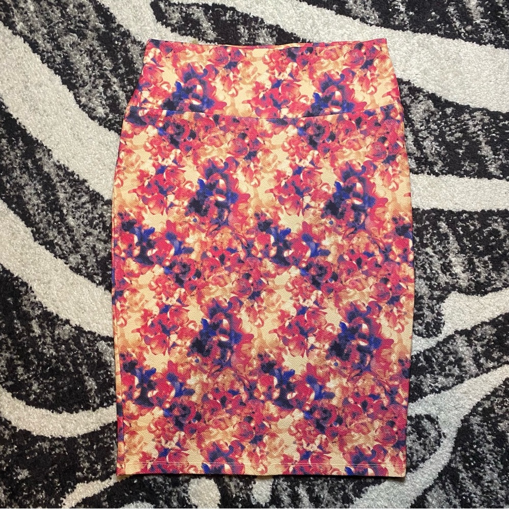 LuLaRoe Cassie Pencil Skirt